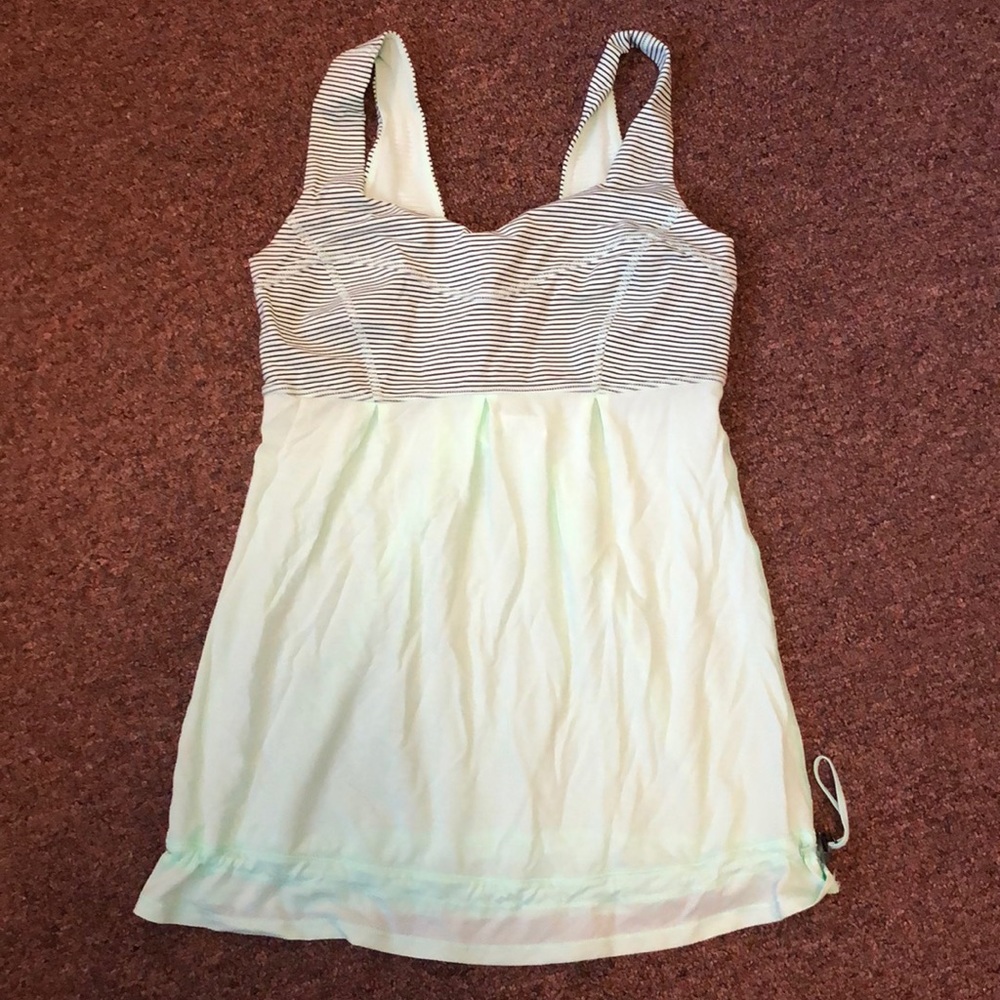 Light green Lululemon workout tank!